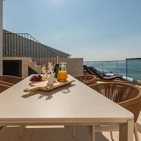 Optasia Sky Apartment *