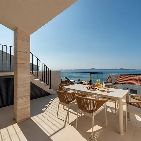 Apartment Optasia Sky *